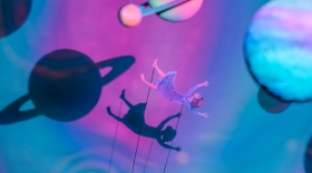 Embla - en flicka mitt i kosmos